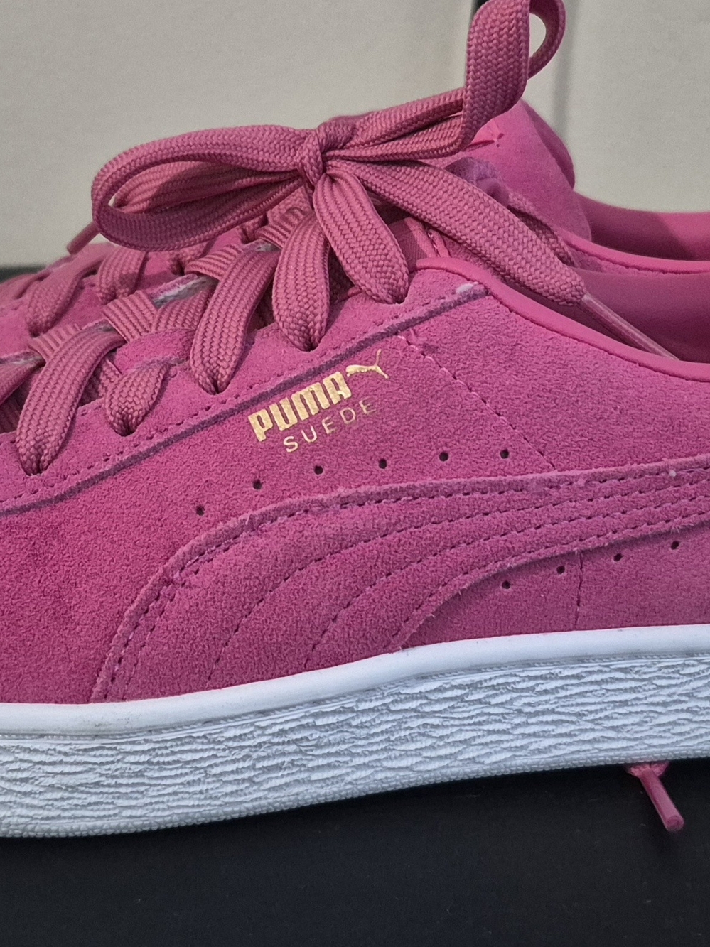 PUMA Suede Women's Pink Suede Sneaker